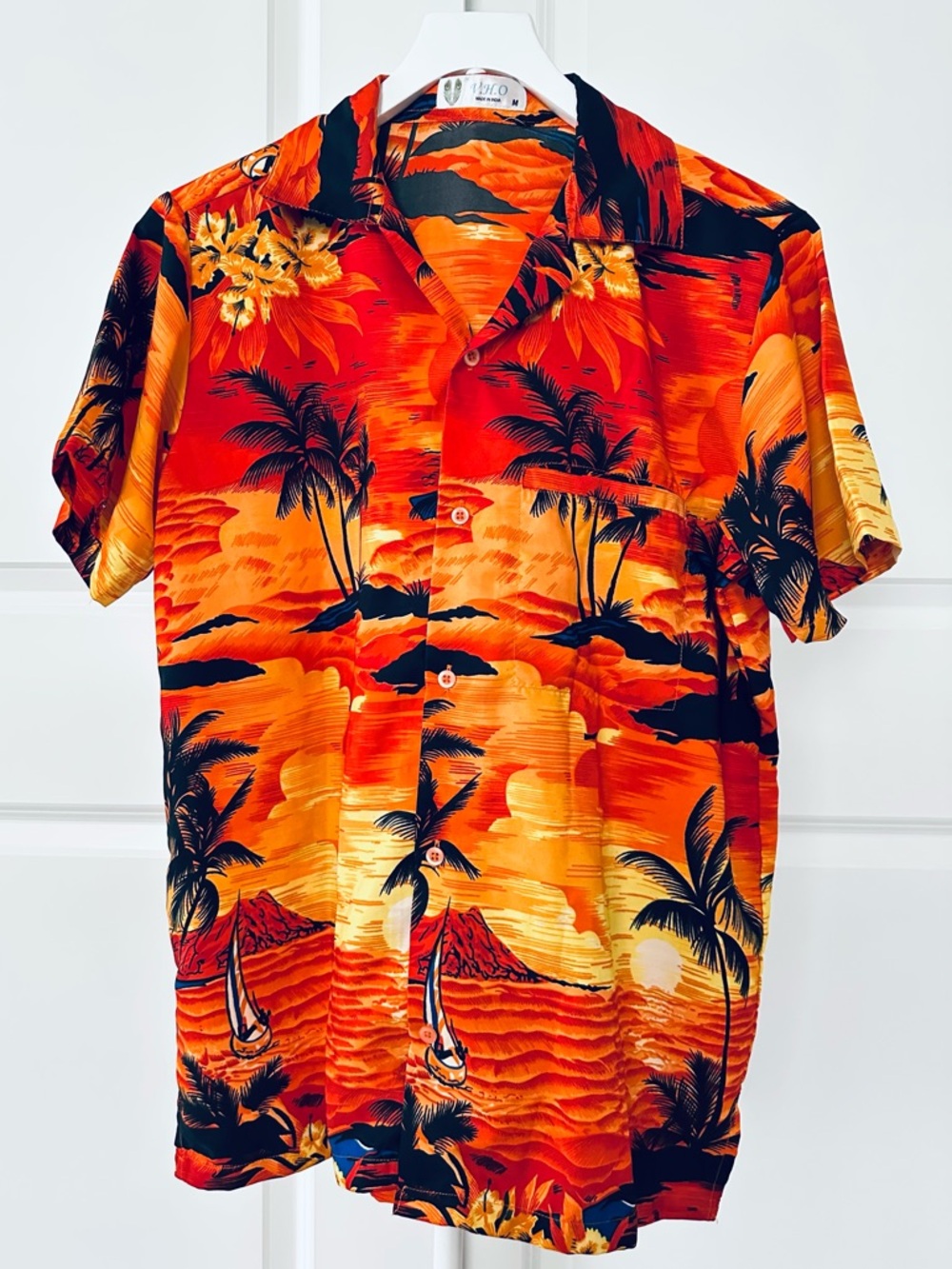 Men’s V.H.O Sunset & Palm Trees Hawaiian  Shirt Size M